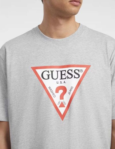 Γκρί κοντομάνικη με στάμπα Guess iconic triangle