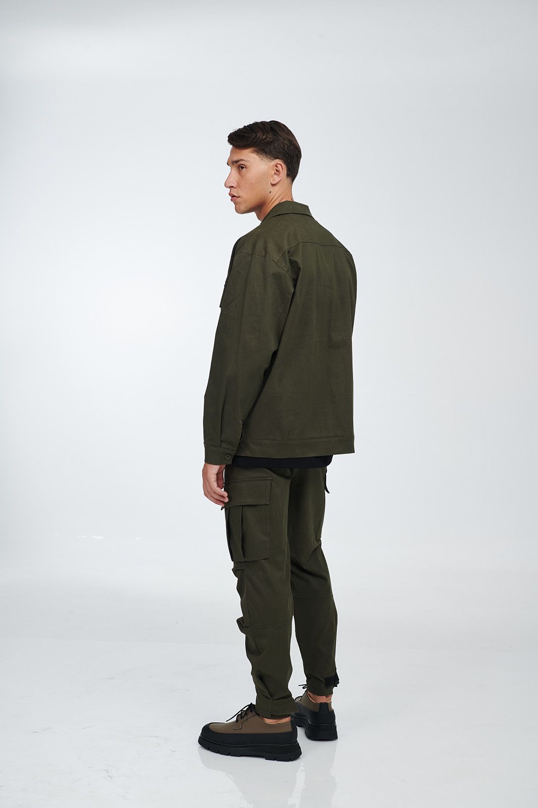 ladi / olive / prasino poukamiso overshirt me tsepes