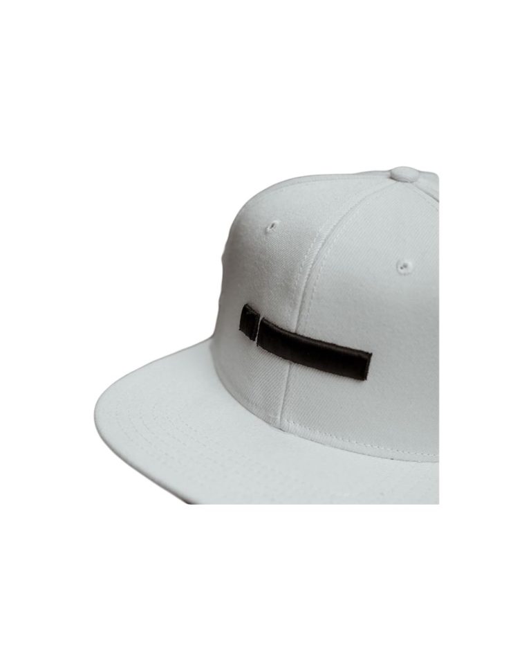 leuko white kapelo iclothing fashion hat me kenthmeno mauro black logo mprosta