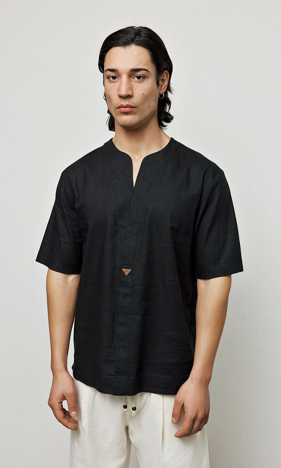 black linen shirt street style casualwear casual chic picoc 2024